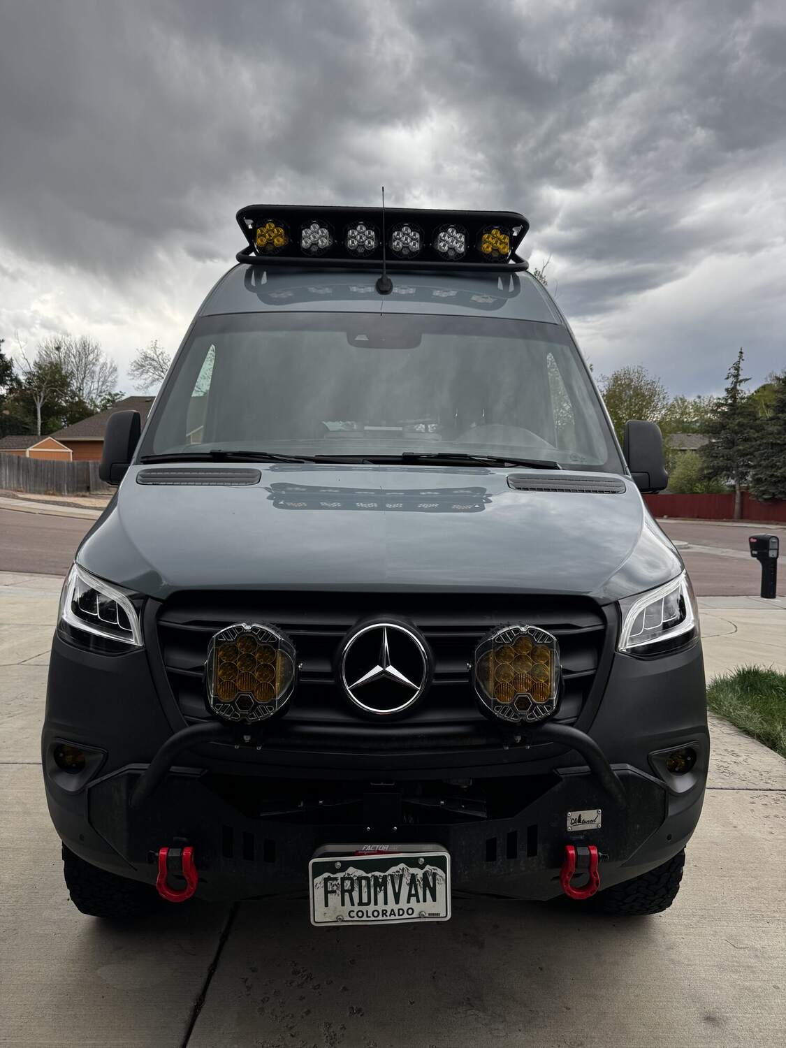 Head-on view of the Sprinter showing grille, LP9 lights and front bumper